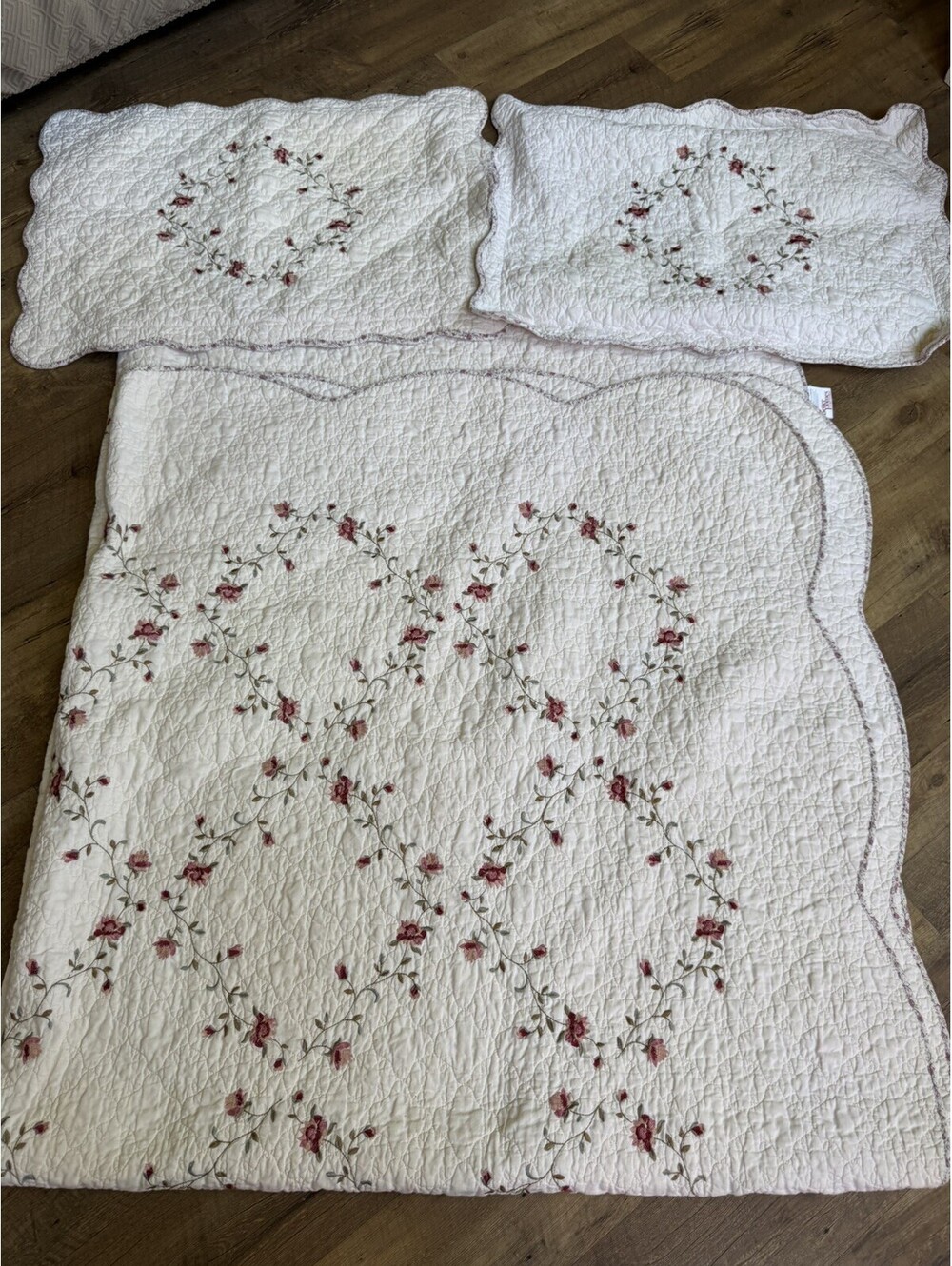 French Country Roses Quilt and shams, cottagecore bedding